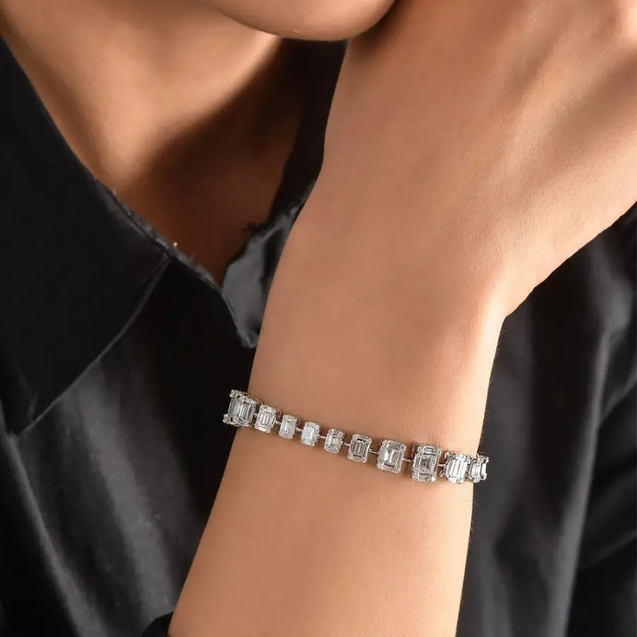 4.56 ct.Baguette Diamond Bracelet - 1