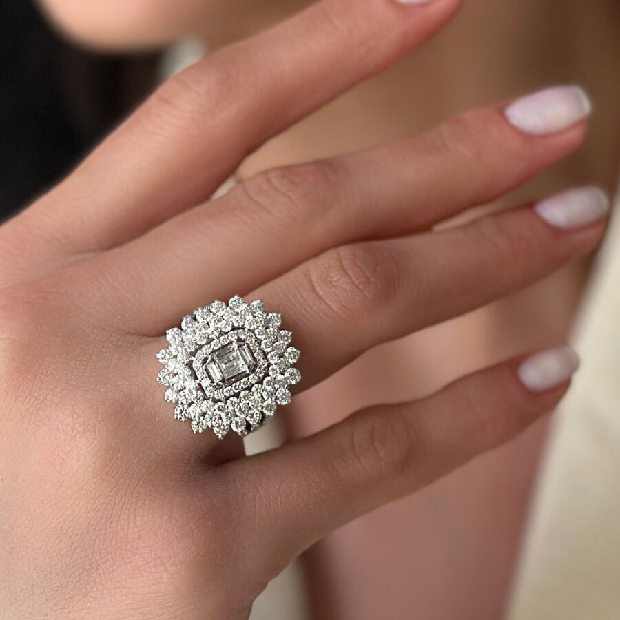 3.25 Carat Baguette Diamond Ring - 2