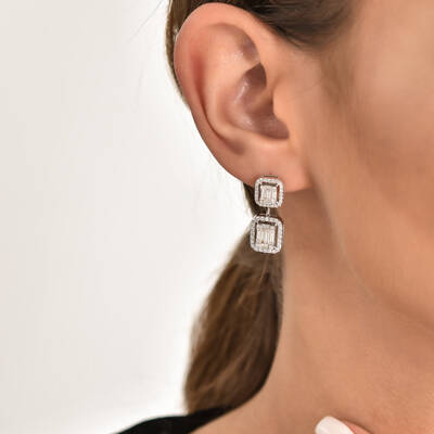 1.56 ct.Baguette Diamond Earring - 3
