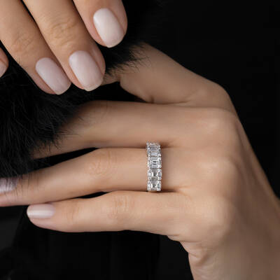 0.59 ct.Baguette Diamond Ring - 5