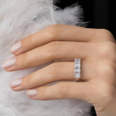 0.59 ct.Baguette Diamond Ring - 7