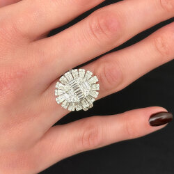 2.37 Carat Baguette Diamond Ring - 2