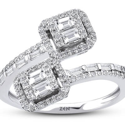 0.63 Carat Baguette Diamond Ring - 3