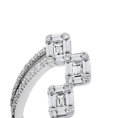 0.64 ct.Baguette Diamond Ring - 2