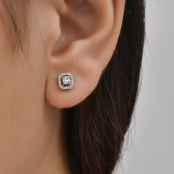 0.19 ct. Baguette Diamond Earrings - 3