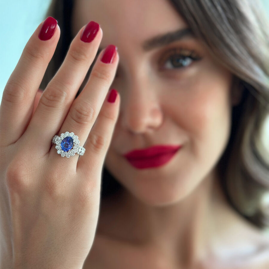 4.09 Carat Tanzanite Diamond Ring - 1