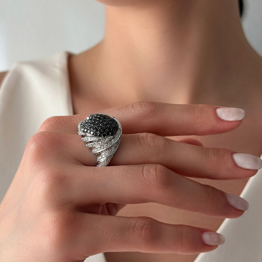 4.38 Carat Diamond Ring - 2