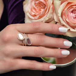 خاتم مرصّع بالألماس مع أحجار كريمة متعددة الألوان 4.57 قيراط - Zen Diamond