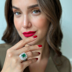 5.41 ct.Emerald Diamond Ring - 1