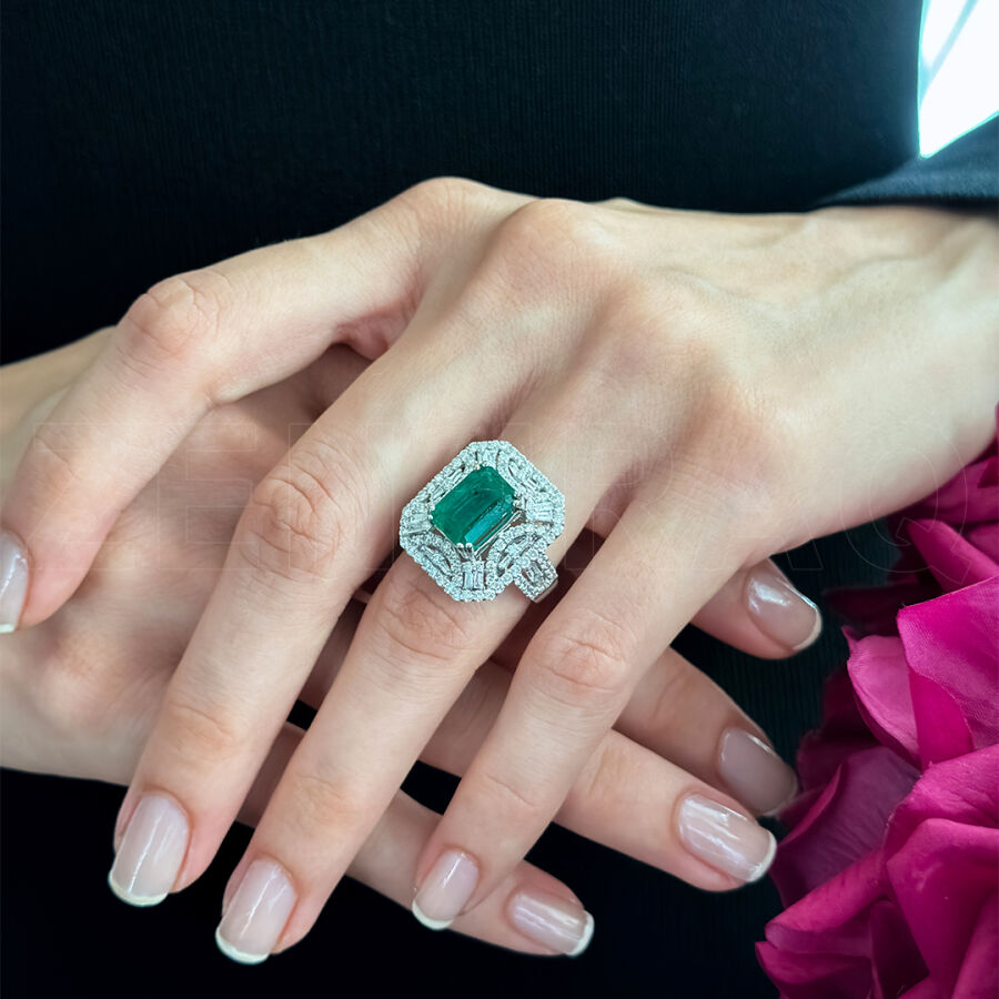 5.41 ct.Emerald Diamond Ring - 2