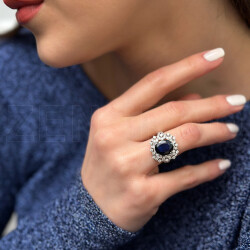 5.59 ct.Sapphire Diamond Ring - 2