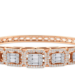 2.88 ct.Baguette Diamond Bracelet - 2