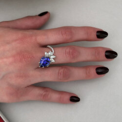 خاتم مرصع بالألماس مع حجر التنزانيت 6.23 قيراط - Zen Diamond