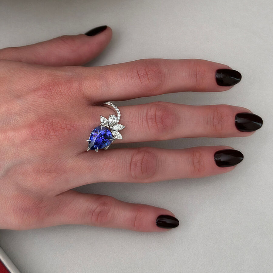 6.23 Carat Tanzanite Diamond Ring - 1