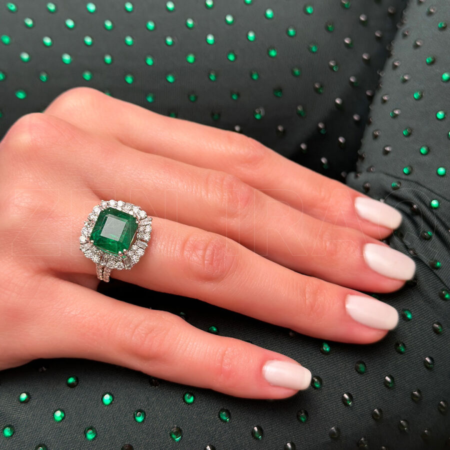 6.30 ct.Emerald Diamond Ring - 2