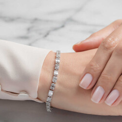 2.79 ct.Baguette Diamond Bracelet - 1