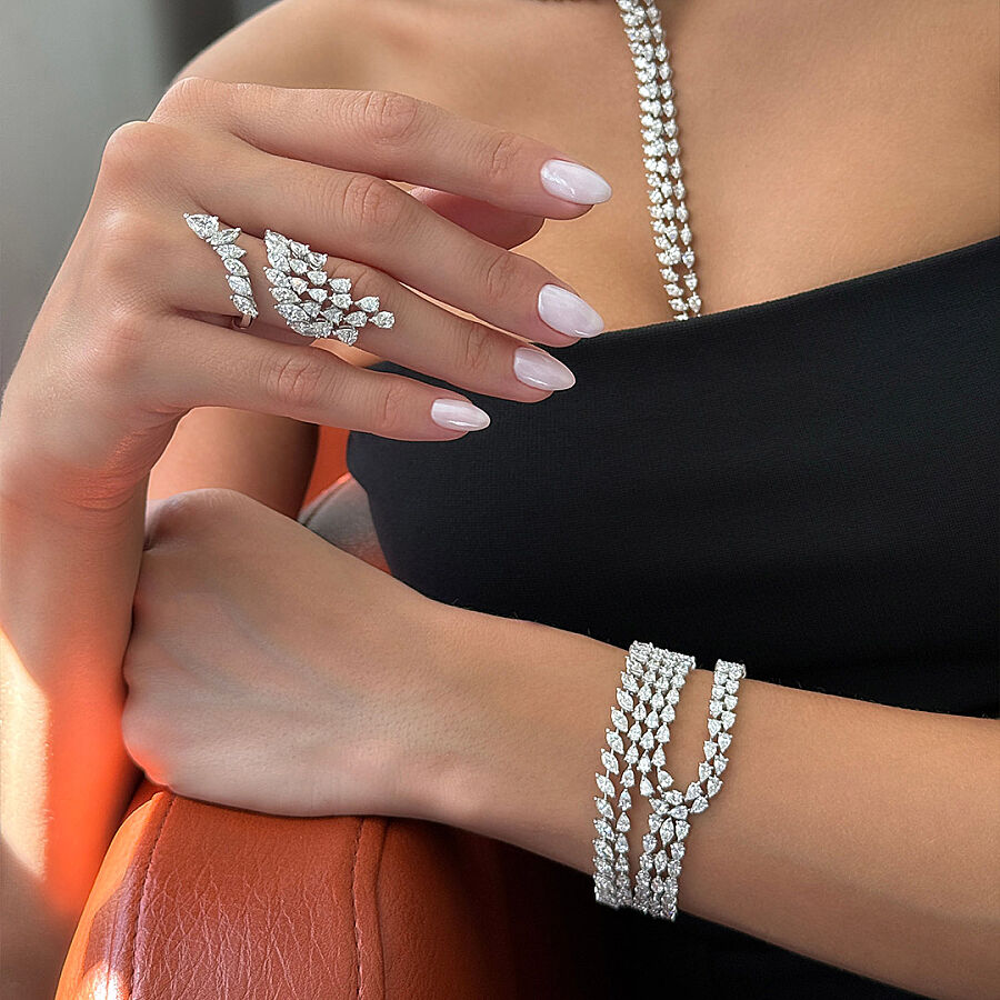 طقم زفاف مرصّع بالألماس - 6