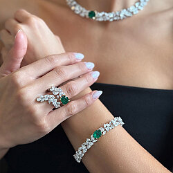 Emerald Diamond Set - 5