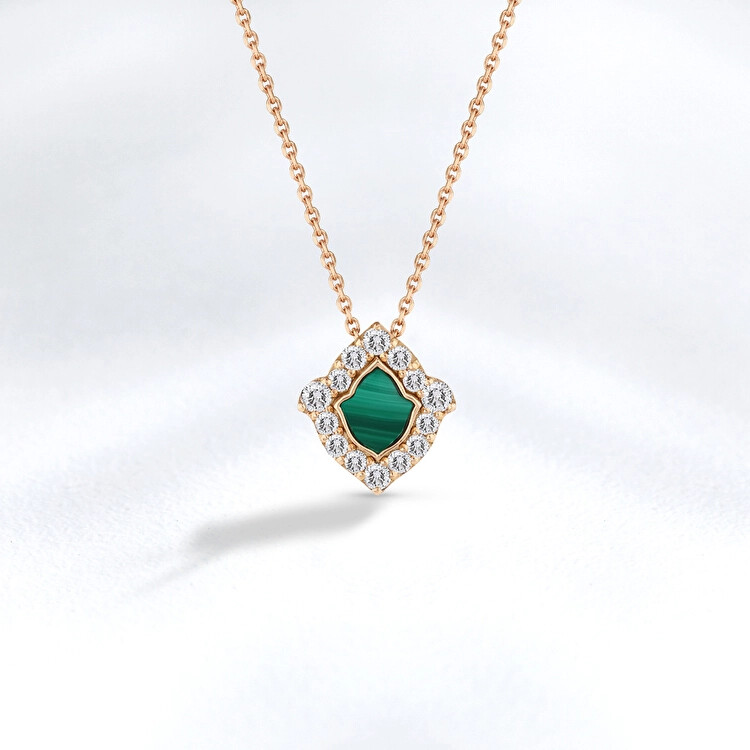 قلادة مرصّعة بالألماس مع حجر المالاكيت - Zen Diamond
